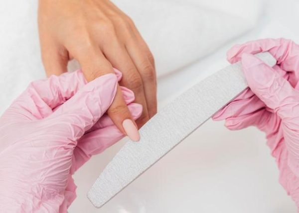 Ultimate Guide to Preventing Nail Polish Peeling Off in Sheets